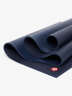 Manduka PRO Yoga Mat - Long 17 Manduka PRO Yoga Mat - Long -Yogamatters 111011030 Mats PRO71 Midnight 01