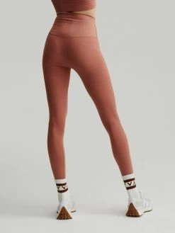 Varley Always Edwards Super High Legging 25 - Cedar Wood -Yogamatters Always Super High 25 VAR00824 CedarWood D2 059 1024x 149be788 5b16 41f4 9b6b 47cef320e79b