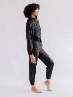 Girlfriend Collective Summit Track Pants -Yogamatters Black Summit Track Pant Side