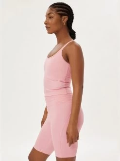 Girlfriend Collective Gemma Scoop Tank - Candy Pink 8 Girlfriend Collective Gemma Scoop Tank - Candy Pink -Yogamatters Gemma Scoop Tank 3 Candy Pink