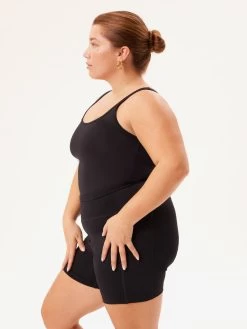 Girlfriend Collective Gemma Scoop Tank - Black -Yogamatters Girlfriend Collective Gemma 3 Scoop Tank Black