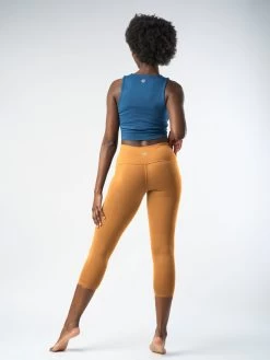 Gossypium Rhythm Yoga Capri -Yogamatters GossypiumSS2021Day31138 saffron orange a30aa88c f78e 4f72 b31f c5070b12933a