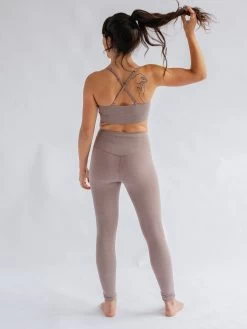 Girlfriend Collective Float High Rise Leggings - Heather Cocoon -Yogamatters Heather Cocoon Seamless Legging Back 3