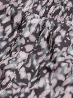 Varley Kallin Running Short - Dark Motion Petal -Yogamatters KALLINRUNNINGSHORT VAR00738 DARKMOTIONPETAL M 1024x.progressive 5f4255ae 5ae6 4c44 8a7a 741e57cfd8bf