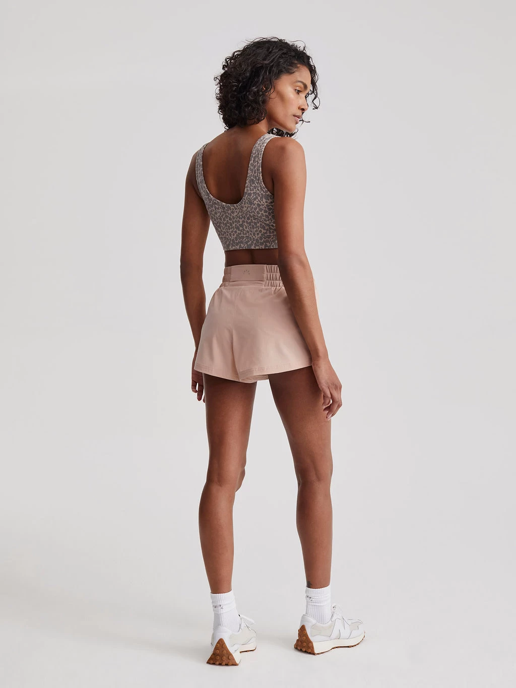 Varley Kallin Running Short - Mahogany Rose - Image 4