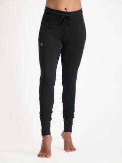Urban Goddess Nirvana Yoga Pants 8 Urban Goddess Nirvana Yoga Pants -Yogamatters Nirvana pants urban black 11355501 fronts model Fullbody TIFF 2