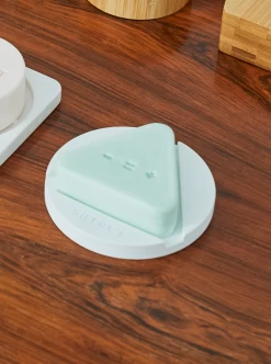 SBTRCT White Diatomite Dish (for Facial Exfoliator) -Yogamatters SBTRCTClarifyingFacialExfoliatorInBathroom 5000x 310ff9b1 f23e 4b7b aeed 042c2a26bbe0