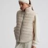 Varley Ellis Reversible Quilt Gilet - Sandshell Silver Lining -Yogamatters SH129 D2 ELLIS REVERSIBLE QUILT GILET SANDSHELL SILVER LINING VAR00942 175