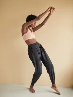 Thought Recycled Nylon Seamless Bralet - Blush -Yogamatters THOUGHT SS21 INSEASON LOOK WAC5052 BALLET PINK WSB5762 BLACK 1831