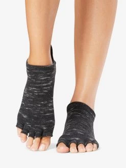 ToeSox Grip Half Toe Low Rise - Black Space Dye -Yogamatters ToeSox Grip Half Toe Low Rise 2 Black Space Dye
