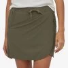 Patagonia Fleetwith Skort - Basin Green -Yogamatters WBS22 58635 BSNG KR1