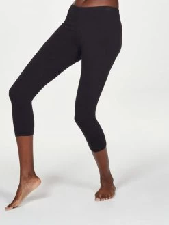 Thought Essential Organic Cotton Cropped Leggings - Black -Yogamatters WSB5994 BLACK Ferne Bamboo Cropped Leggings 3