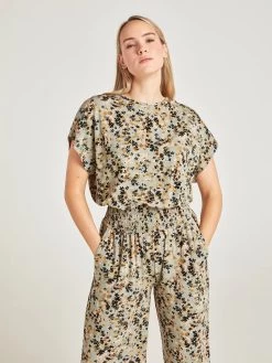 Thought Ariyah Bamboo Jumpsuit - Pea Green 10 Thought Ariyah Bamboo Jumpsuit - Pea Green -Yogamatters WSD6935 Ariyah Pea Green 4