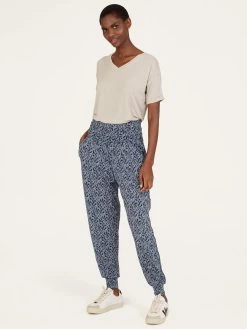 Thought Marlee Printed Dashka Loungepant - Navy -Yogamatters WWB7250 Marlee Lenzing EcoVero Printed Dashka Loungepant in Navy 4