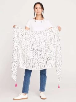 Thought Larissa EcoVero Scarf In A Box -Yogamatters WWG6598 White LarissaLenzingEcoVeroLoveWritingScarfInABoxInWhite 3