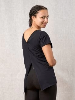 Yogamatters Open Back T-Shirt - Black -Yogamatters Yogamatters Natural Dyes August 20222320