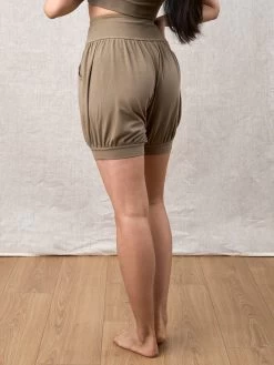 Yogamatters Pune Shorts 14 Yogamatters Pune Shorts -Yogamatters Yogamatters Natural Dyes August 20225813 2