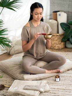 Yogamatters Hemp Zabuton - Natural -Yogamatters Yogamatters Natural Dyes August 20225980 14e568f5 fe84 4b74 a617 c2752f06b444