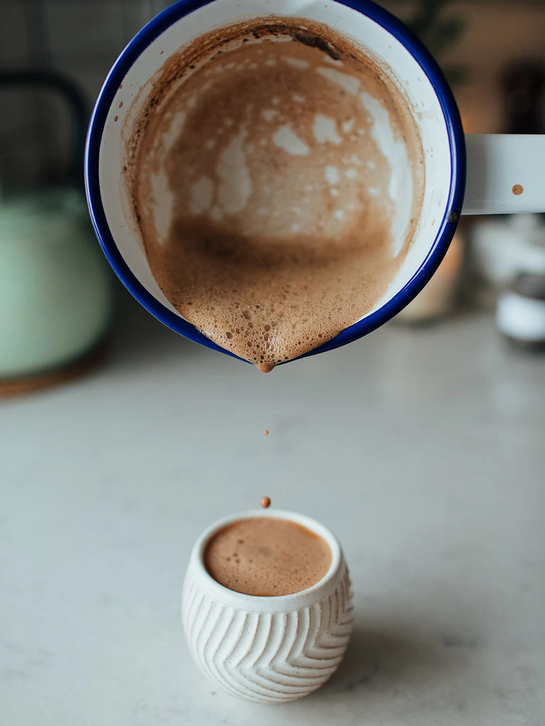 Forage Botanicals Aunt Flo's Raw Drinking Chocolate 4 Forage Botanicals Aunt Flo's Raw Drinking Chocolate - Image 2