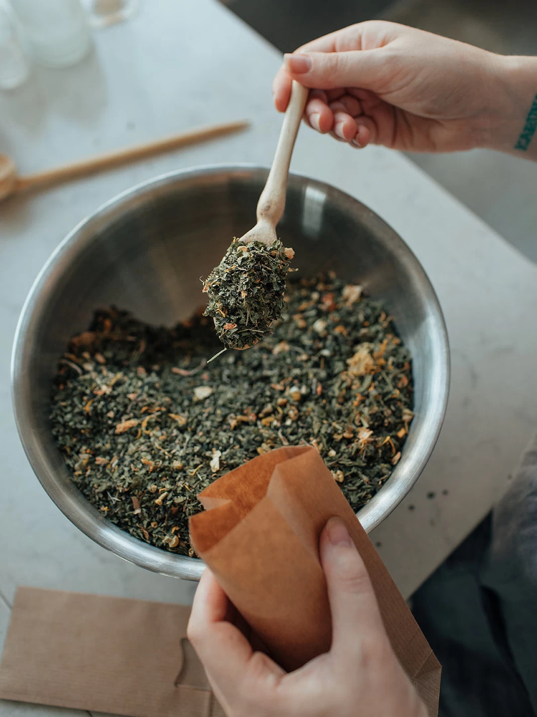 Forage Botanicals Soothe + Comfort Tea 5 Forage Botanicals Soothe + Comfort Tea - Image 3