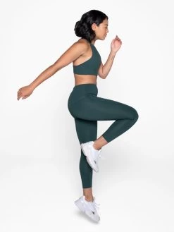Girlfriend Collective Compressive High-Rise 7/8 Leggings -Yogamatters girlfriend collective compressive high rise 7 8 leggings moss 1 9a6a7fc0 f8d1 48f8 89a5 8b97ed569f54