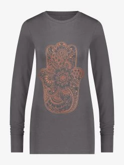 Urban Goddess Karuna Hamsa Longsleeve Shirt - Charcoal 17 Urban Goddess Karuna Hamsa Longsleeve Shirt - Charcoal -Yogamatters karuna longsleeve shirt charcoal front