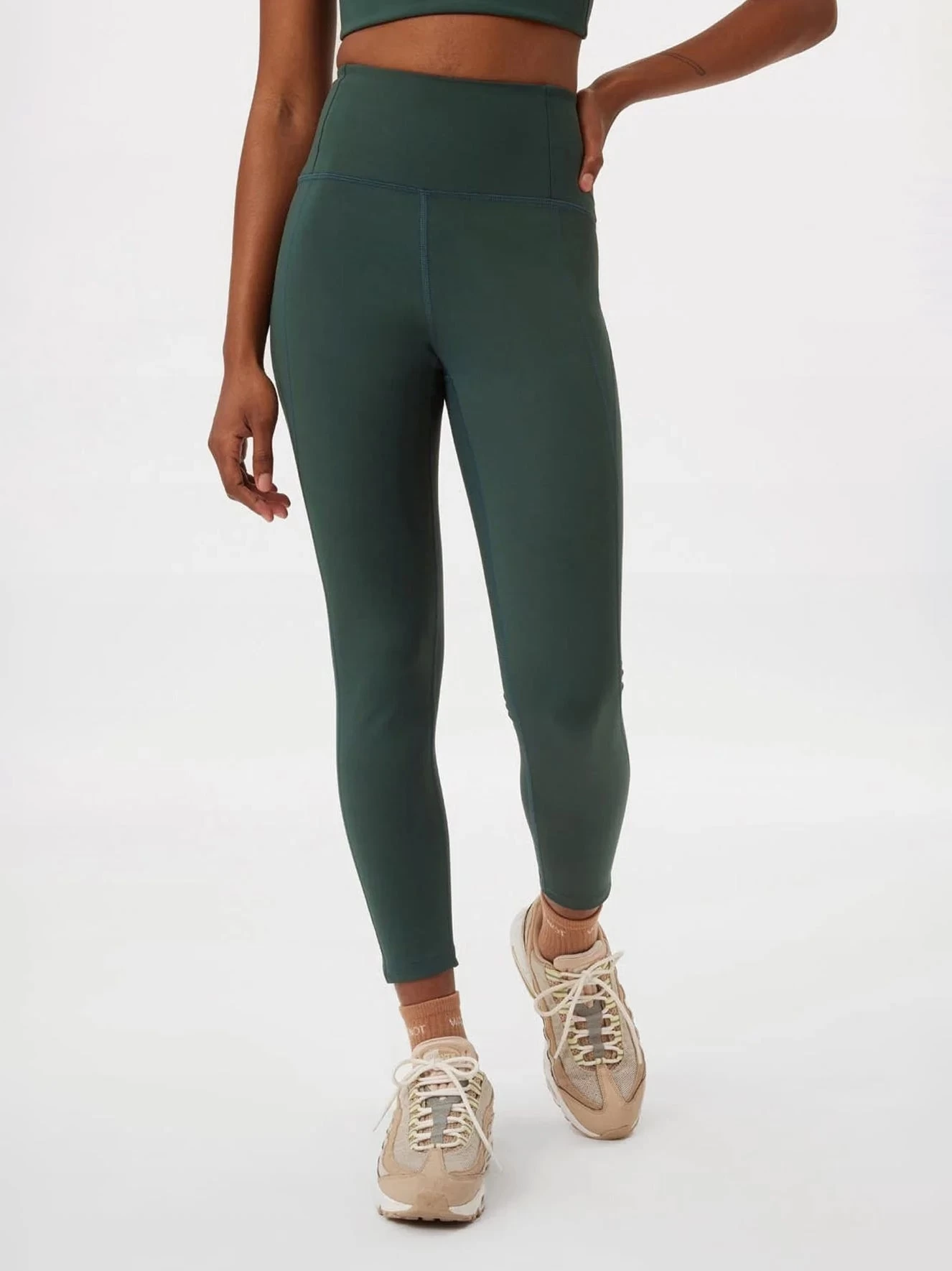 Girlfriend Collective Compressive Rib High-Rise 7/8 Leggings - Moss 3 Girlfriend Collective Compressive Rib High-Rise 7/8 Leggings - Moss