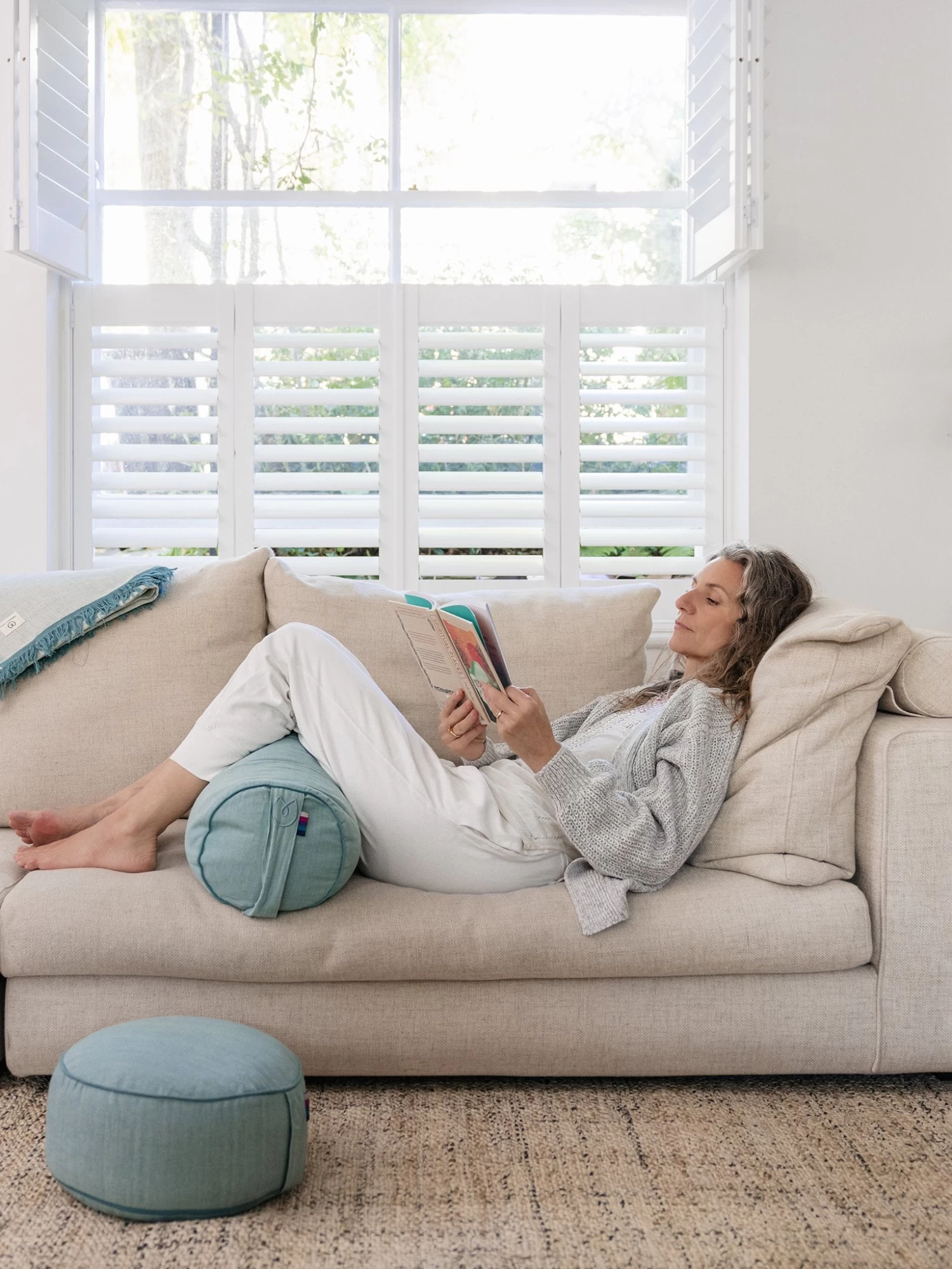 Yogamatters Organic Cotton Chambray Meditation Cushion 7 Yogamatters Organic Cotton Chambray Meditation Cushion - Image 5