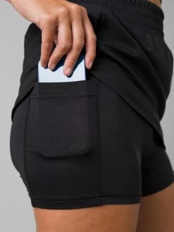 PrAna Peak To Pavement Skort - Black 10 PrAna Peak To Pavement Skort - Black -Yogamatters prAna Peak to Pavement Skort 3 Black